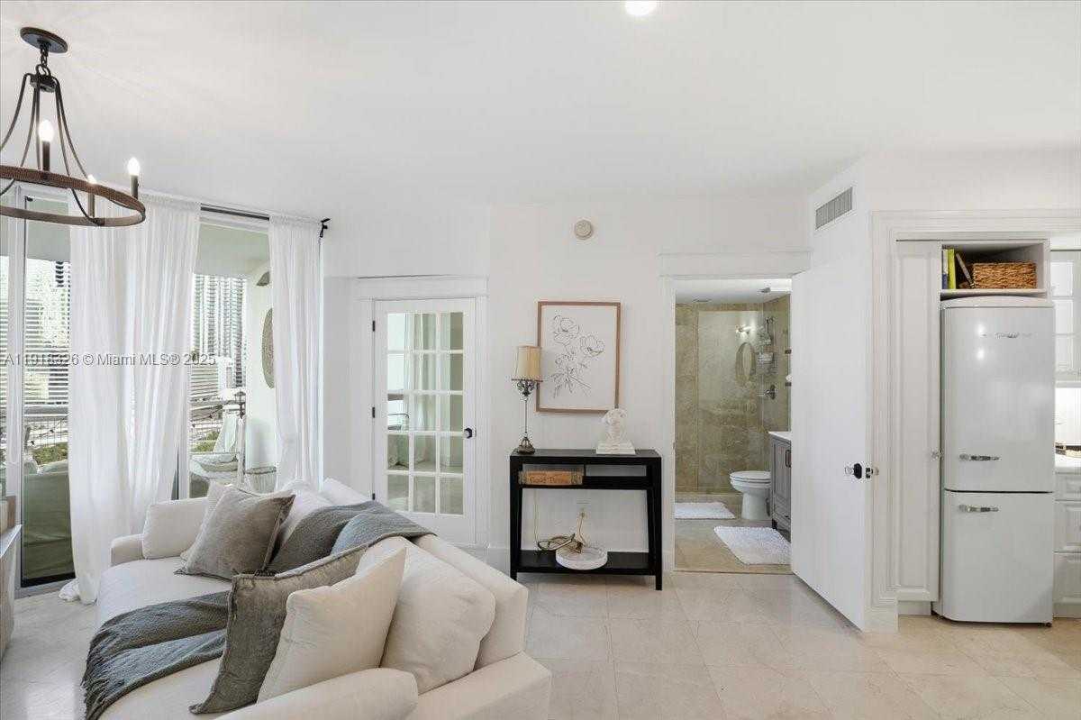 Small Image of 350 SOUTH MIAMI AVE #1205, Miami Number 11