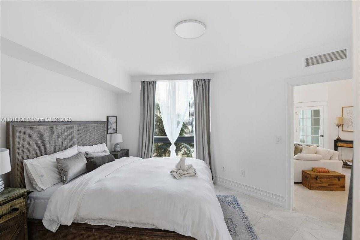 Small Image of 350 SOUTH MIAMI AVE #1205, Miami Number 17