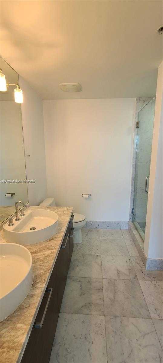 Small Image of 244 BISCAYNE BLVD #3109, Miami Number 20