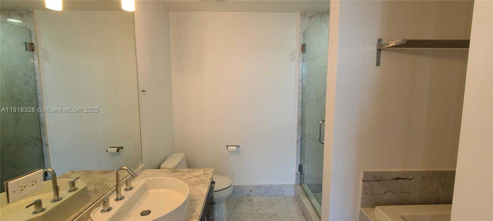 Small Image of 244 BISCAYNE BLVD #3109, Miami Number 24