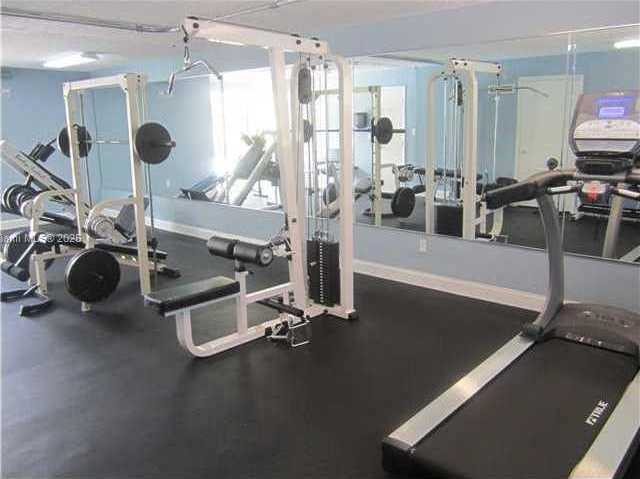 Small Image of 1801 SOUTH TREASURE DR #124, North Bay Village Number 15