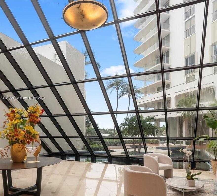 Small Image of 19707 TURNBERRY WAY #20L, Aventura Number 20