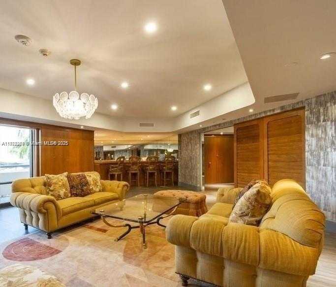 Small Image of 19707 TURNBERRY WAY #20L, Aventura Number 32