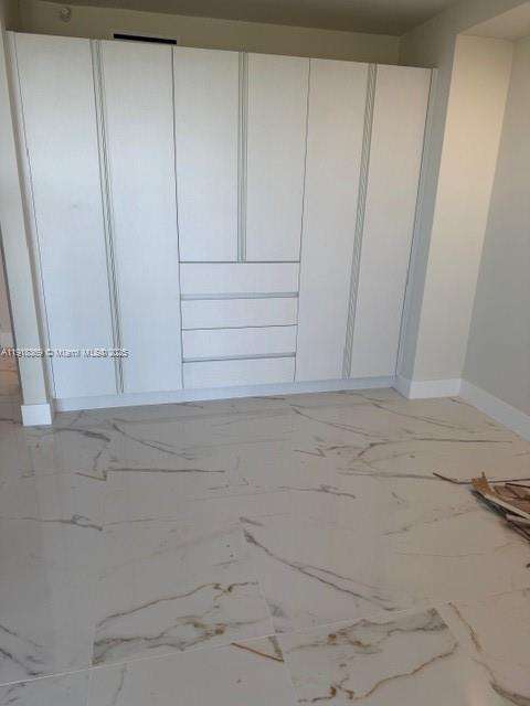 Small Image of 19707 TURNBERRY WAY #20L, Aventura Number 8