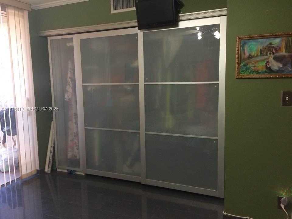 Small Image of Hallandale Beach Number 8