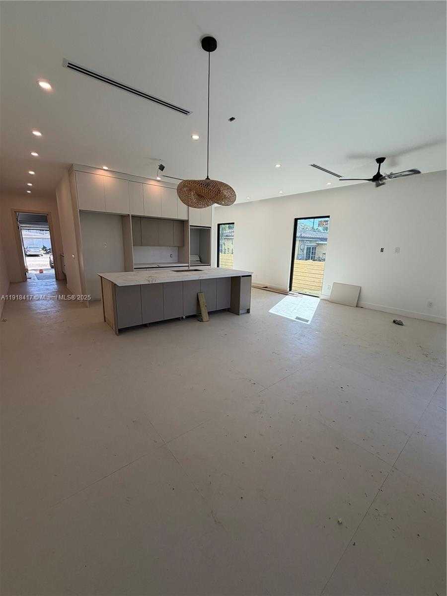 Small Image of 1337 NE 13TH AVE #1337, Fort Lauderdale Number 13
