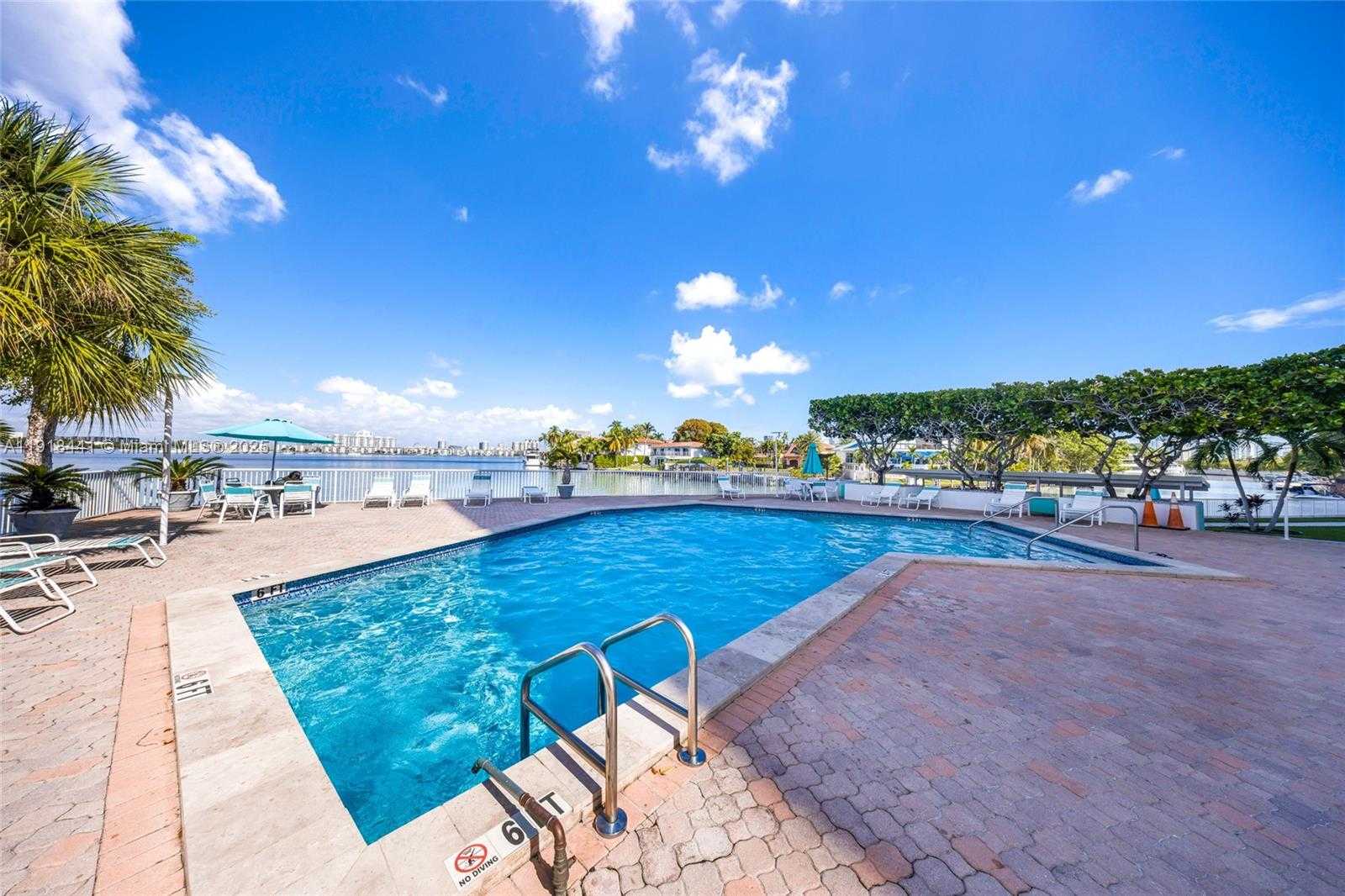 Small Image of 2841 NORTH EAST 163RD ST #215, North Miami Beach Number 4