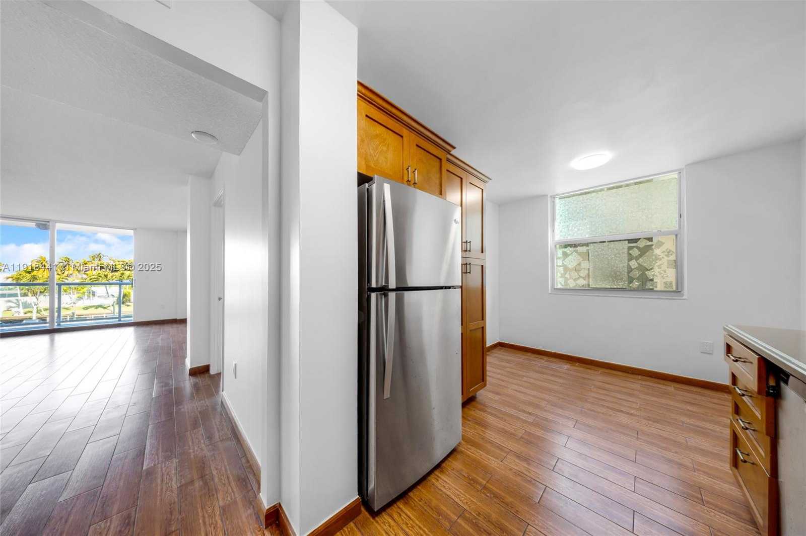 Small Image of 2841 NORTH EAST 163RD ST #215, North Miami Beach Number 6