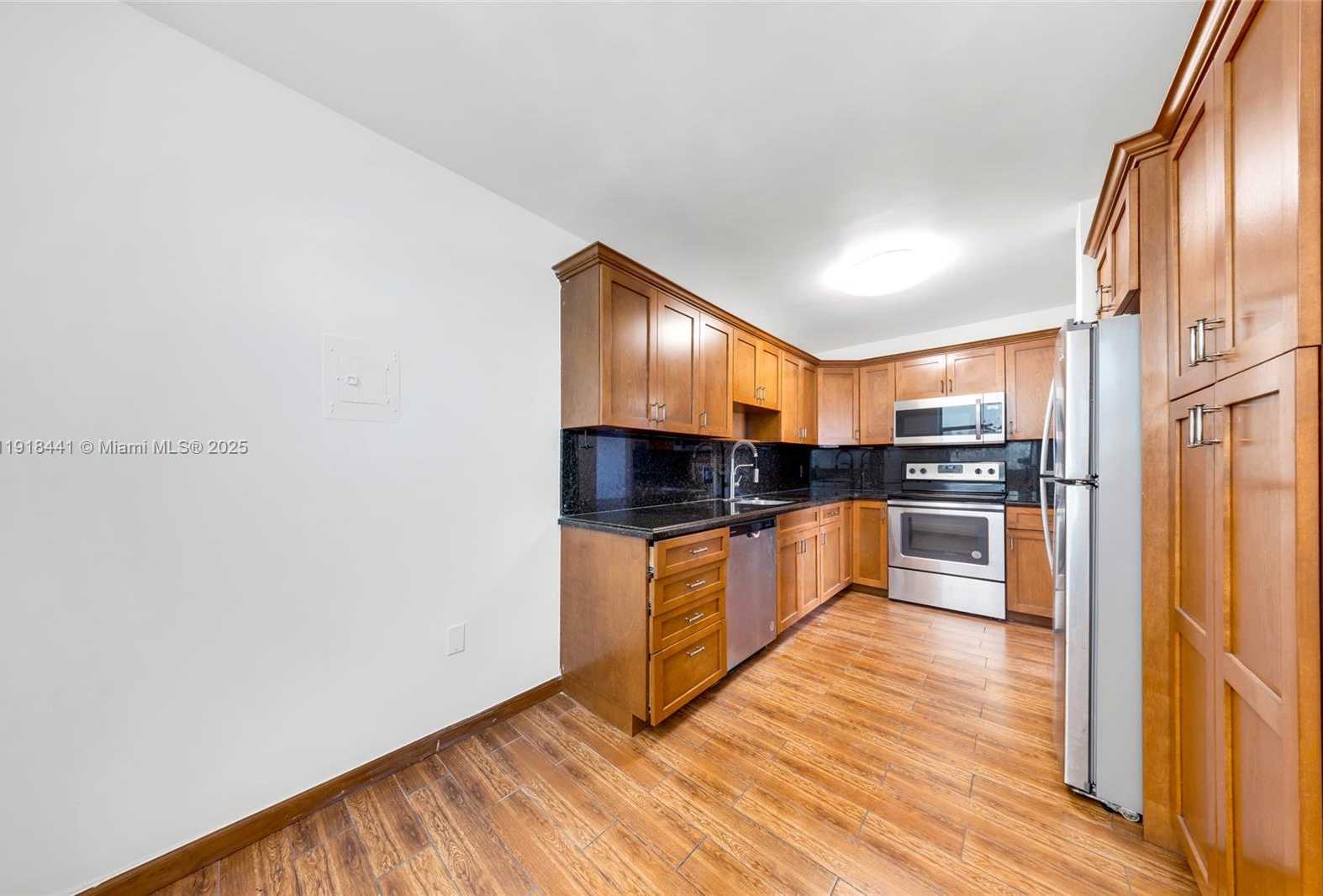 Small Image of 2841 NORTH EAST 163RD ST #215, North Miami Beach Number 7