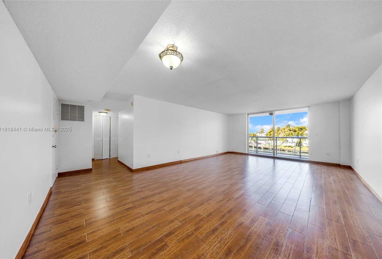 Small Image of 2841 NORTH EAST 163RD ST #215, North Miami Beach Number 9