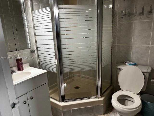 Small Image of 5401 COLLINS AVE #814, Miami Beach Number 23