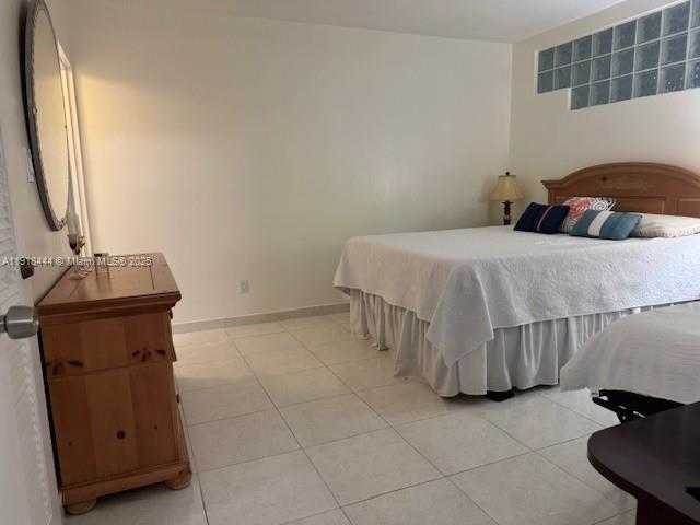 Small Image of 5401 COLLINS AVE #814, Miami Beach Number 43