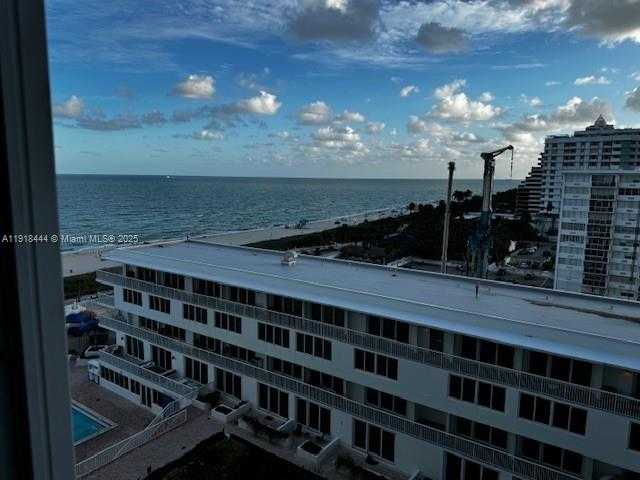 Small Image of 5401 COLLINS AVE #814, Miami Beach Number 47