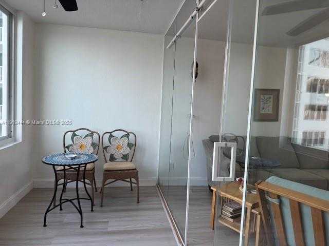 Small Image of 5401 COLLINS AVE #814, Miami Beach Number 48