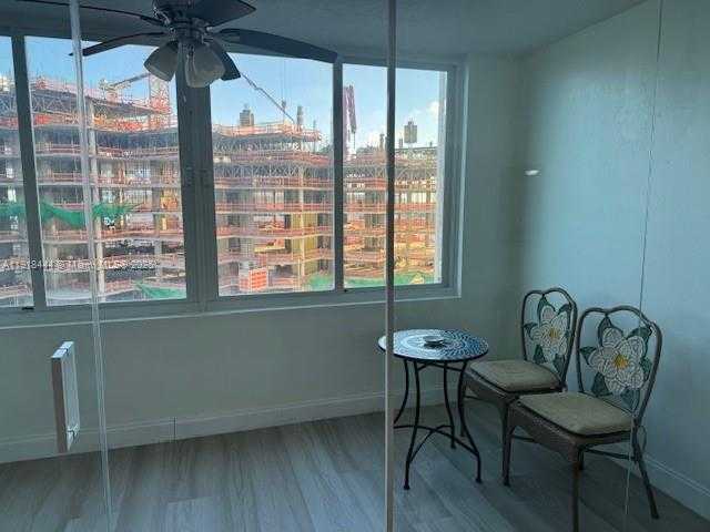 Small Image of 5401 COLLINS AVE #814, Miami Beach Number 49