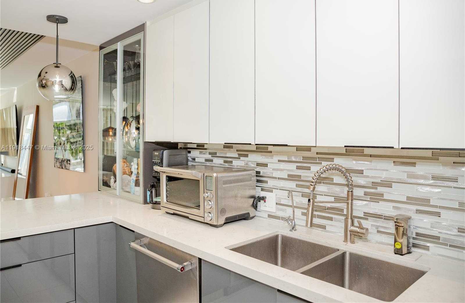 Small Image of 3375 NORTH COUNTRY CLUB DR #205, Aventura Number 20