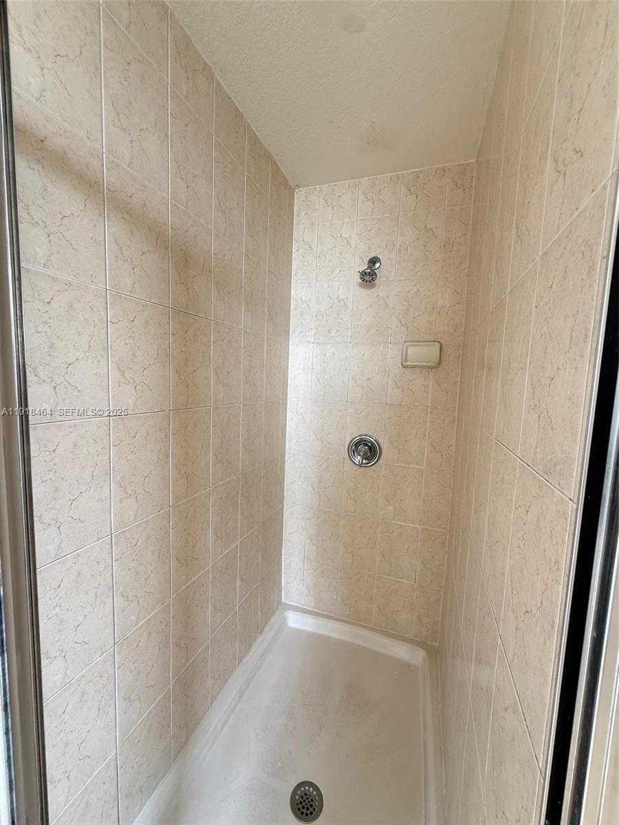 Small Image of 8528 SOUTH WEST 166TH PL #8528, Miami Number 21