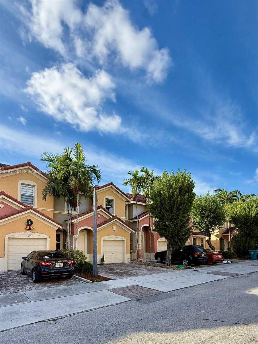 Small Image of 8528 SOUTH WEST 166TH PL #8528, Miami Number 3