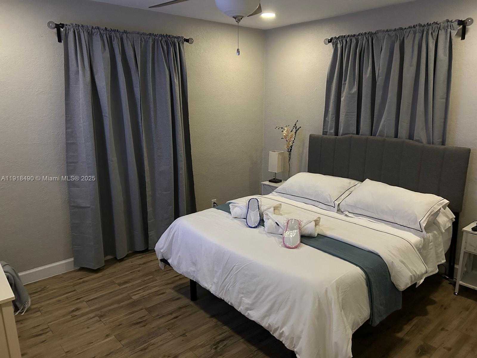 Small Image of 5289 NORTH ANDREWS AVE, Oakland Park Number 6