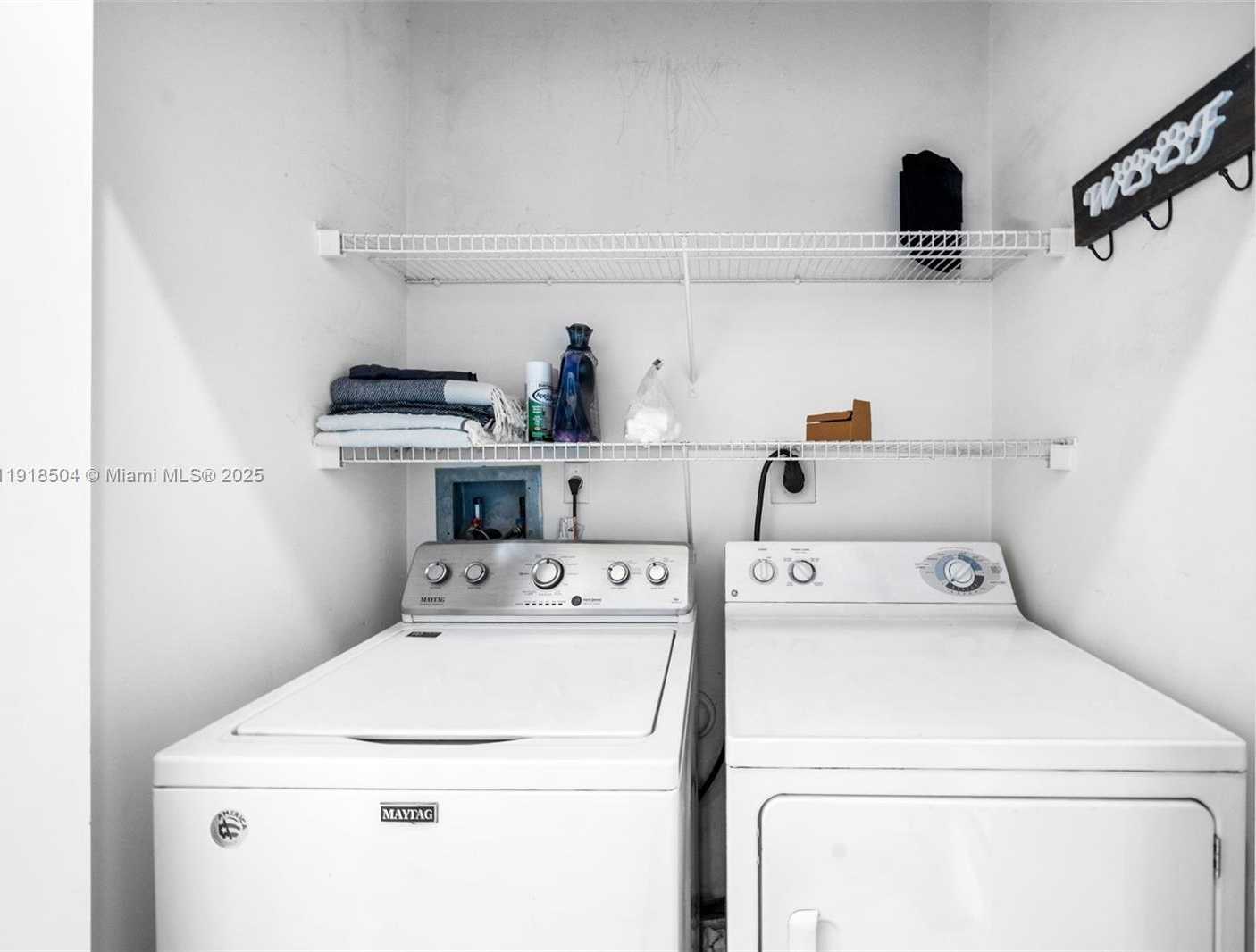 Small Image of 2001 BISCAYNE BLVD #2409, Miami Number 21