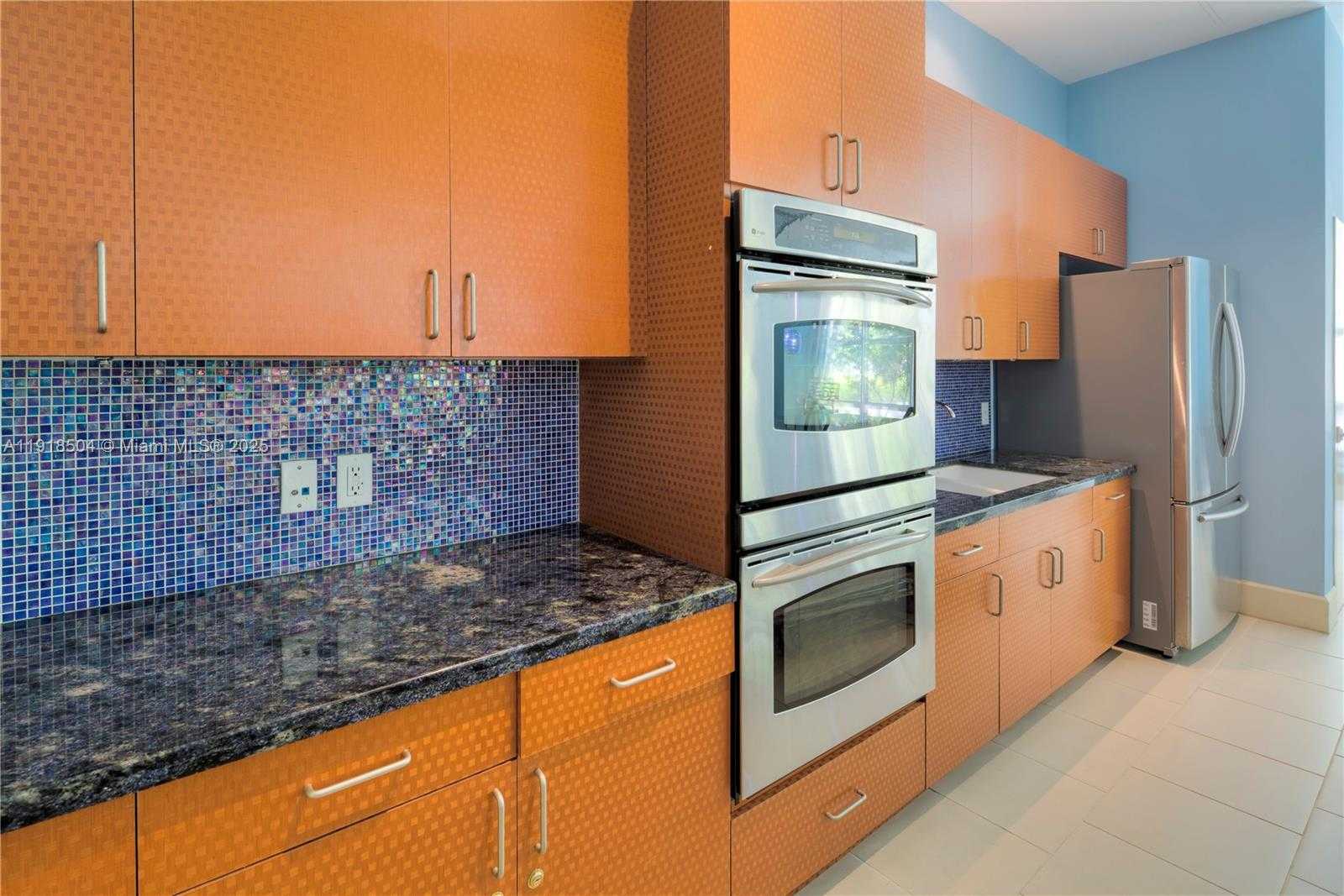 Small Image of 2001 BISCAYNE BLVD #2409, Miami Number 38