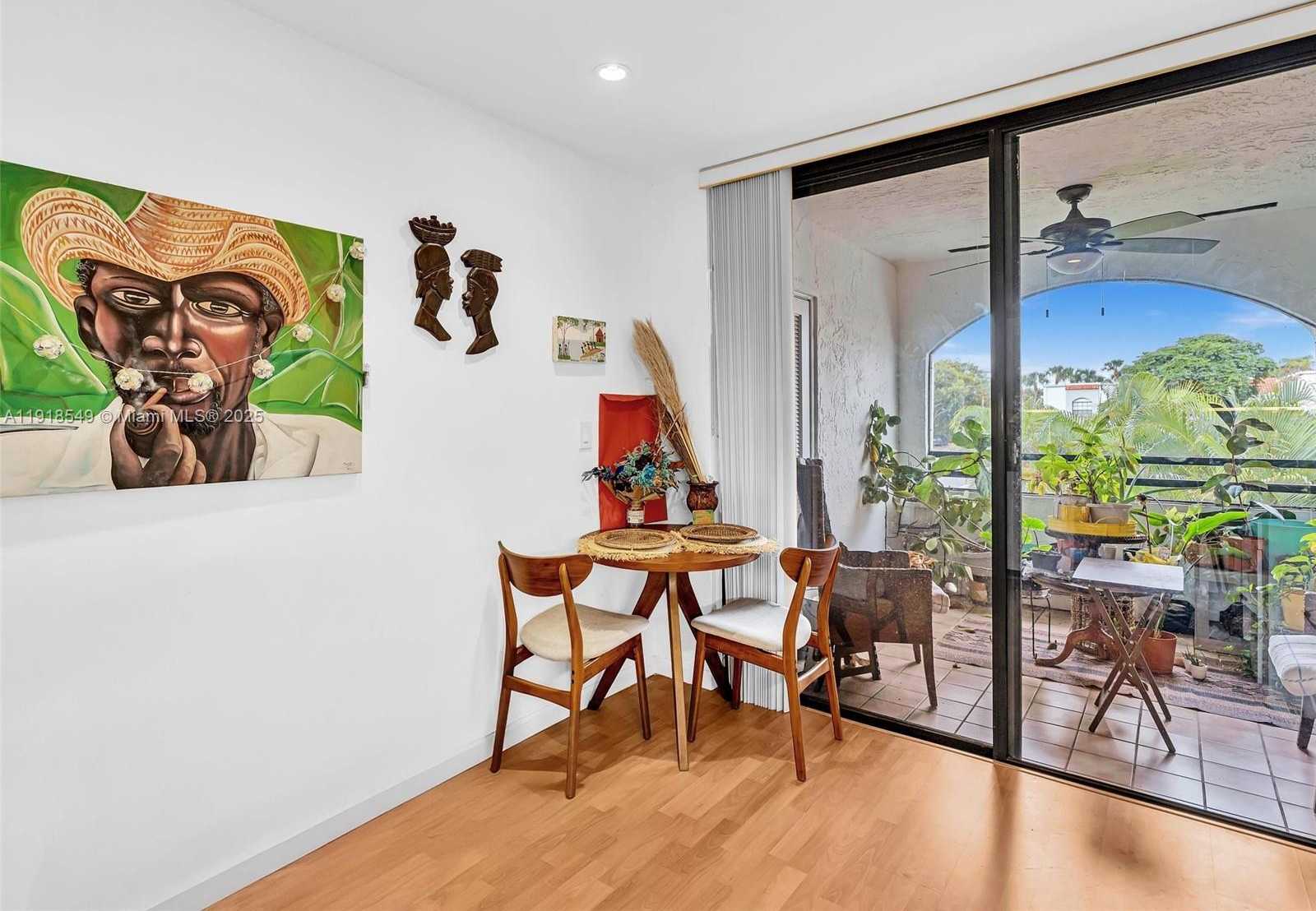 Small Image of 3558 MAGELLAN CIR #133, Aventura Number 14