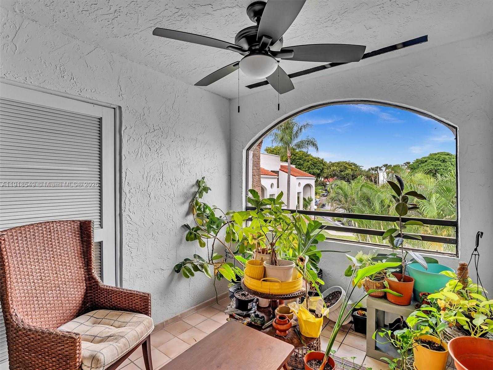 Small Image of 3558 MAGELLAN CIR #133, Aventura Number 15