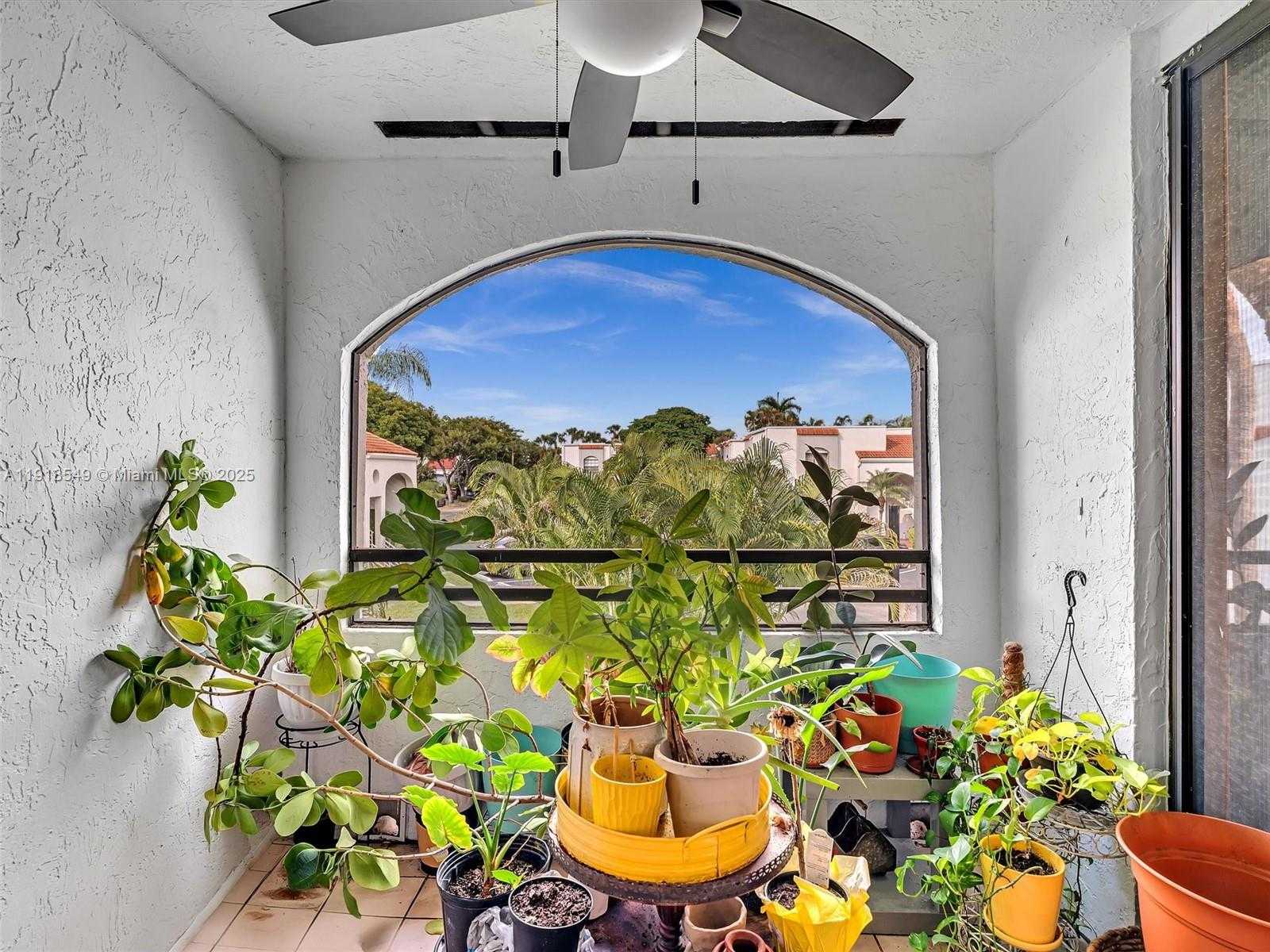 Small Image of 3558 MAGELLAN CIR #133, Aventura Number 16