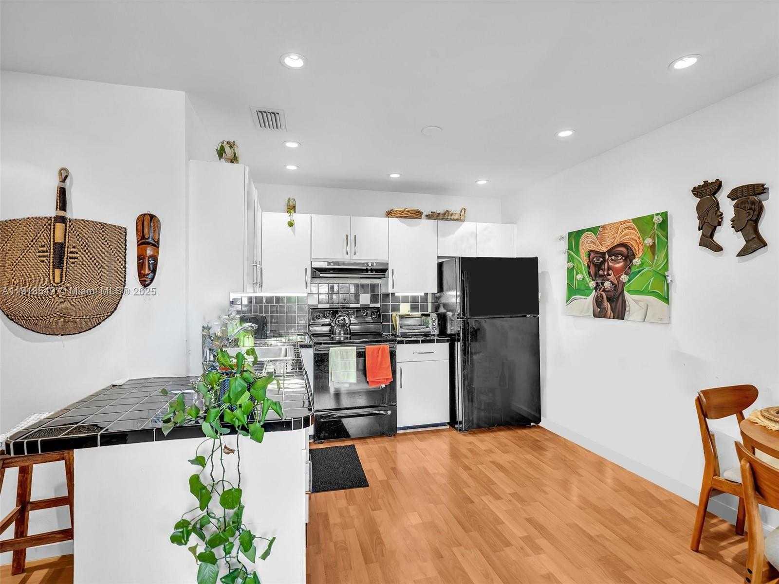 Small Image of 3558 MAGELLAN CIR #133, Aventura Number 18