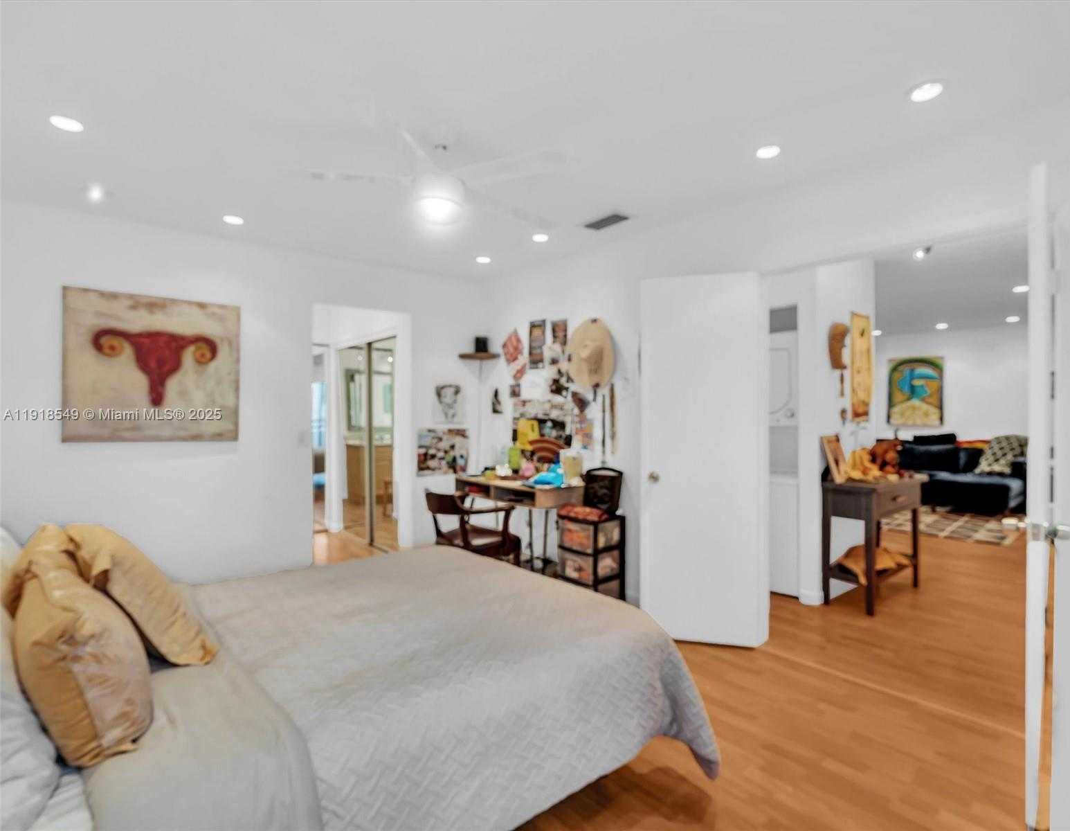 Small Image of 3558 MAGELLAN CIR #133, Aventura Number 26