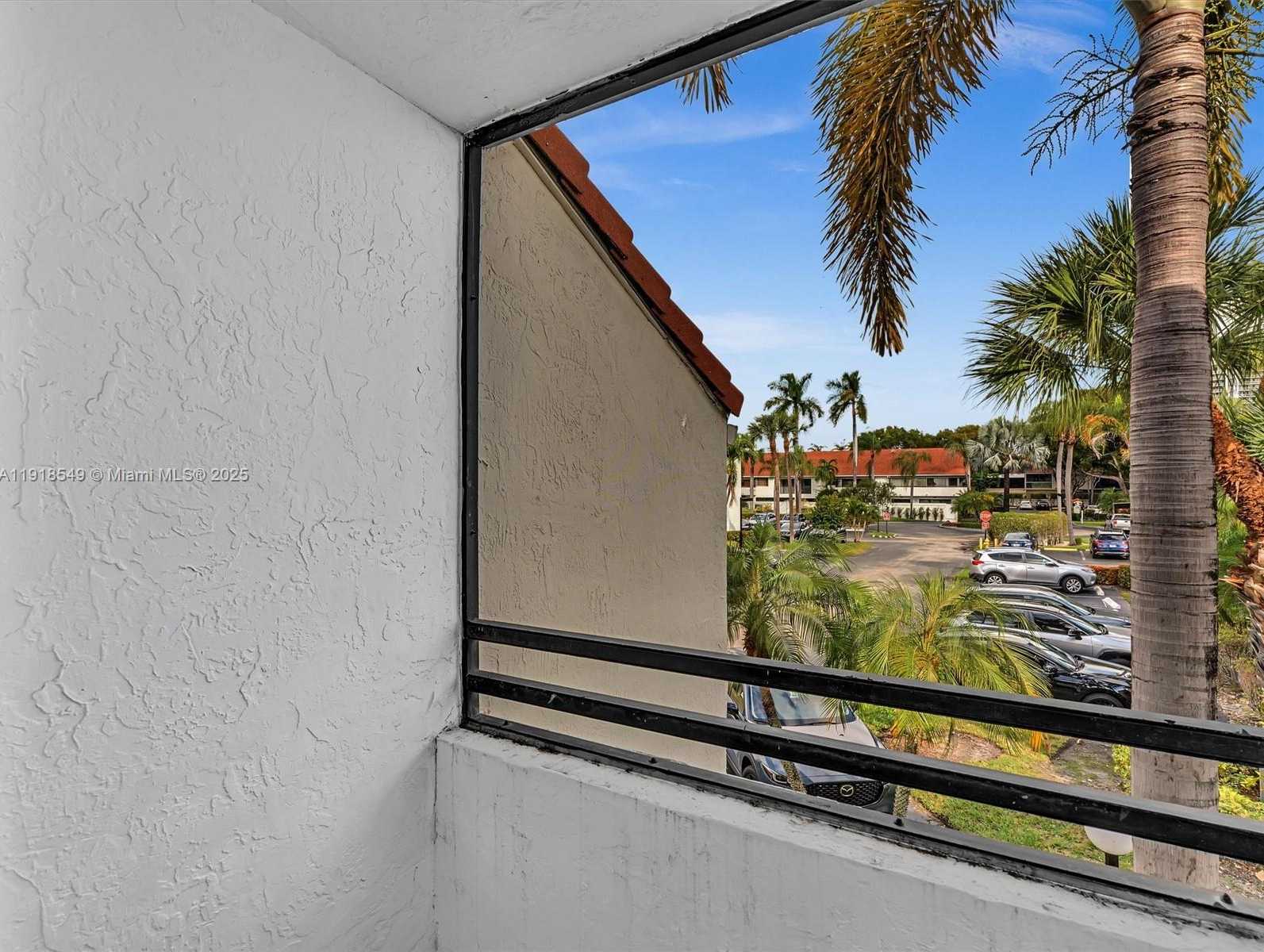Small Image of 3558 MAGELLAN CIR #133, Aventura Number 28