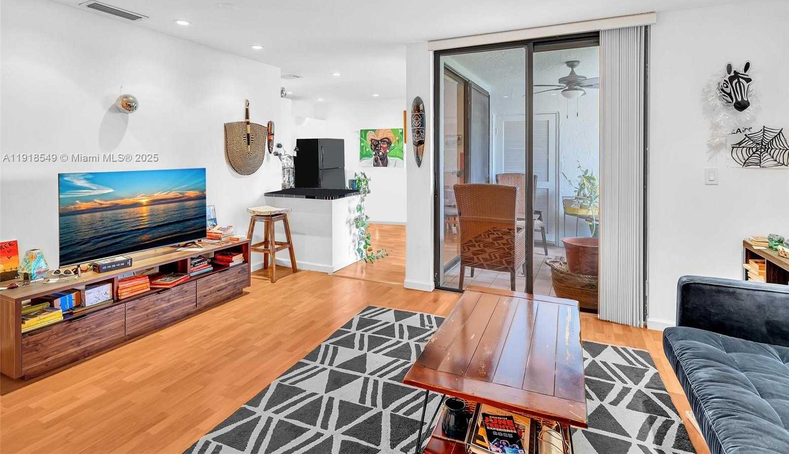 Small Image of 3558 MAGELLAN CIR #133, Aventura Number 6