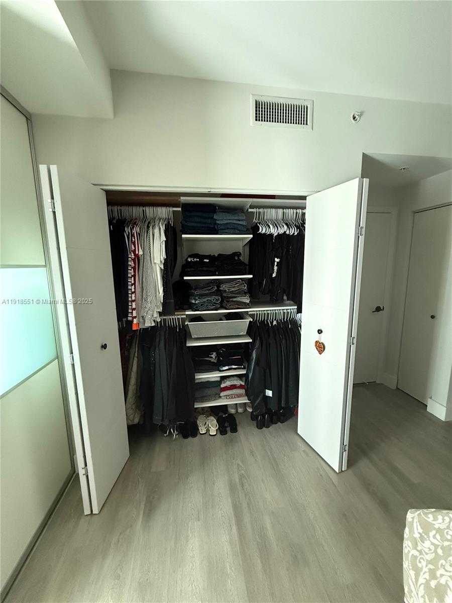 Small Image of 90 SOUTH WEST 3RD ST #2108, Miami Number 7