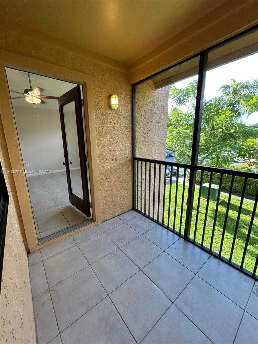 Small Image of 15661 SOUTH WEST 104TH TER #322, Miami Number 22