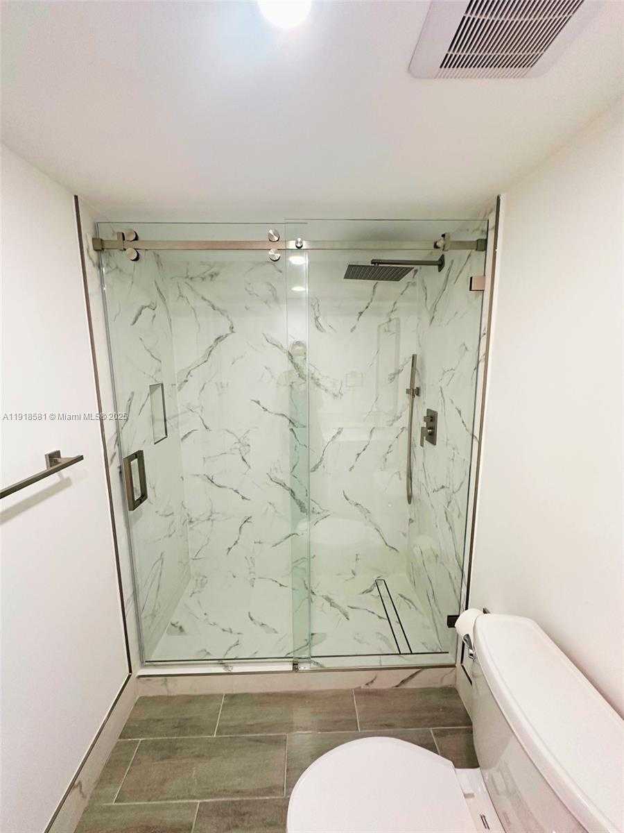 Small Image of 14201 NORTH KENDALL DR #412D, Miami Number 14