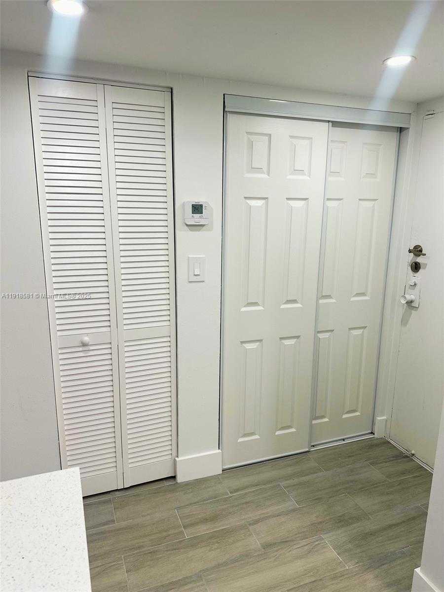 Small Image of 14201 NORTH KENDALL DR #412D, Miami Number 9