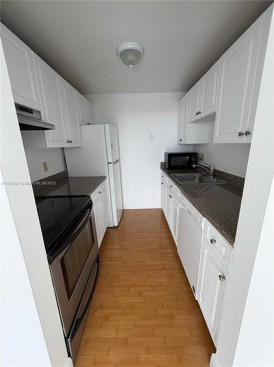 Small Image of North Miami Number 3