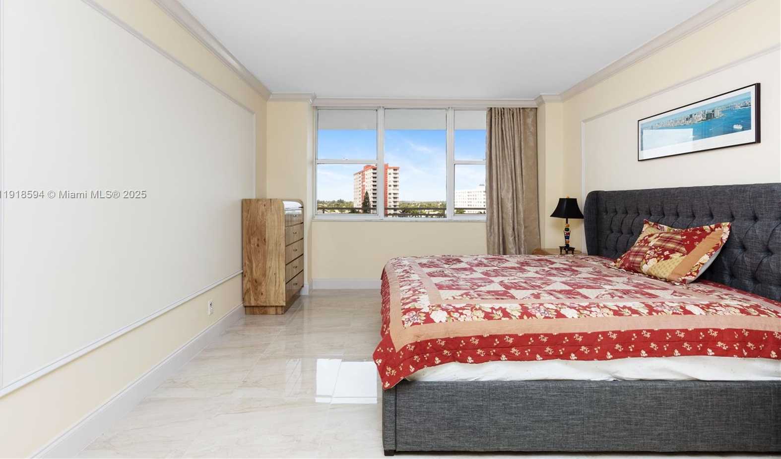 Small Image of 3180 SOUTH OCEAN DR #617, Hallandale Beach Number 17