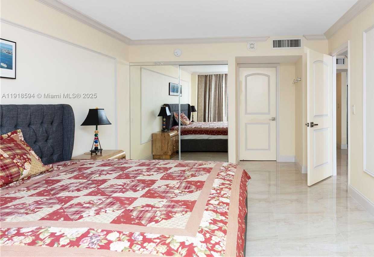 Small Image of 3180 SOUTH OCEAN DR #617, Hallandale Beach Number 19