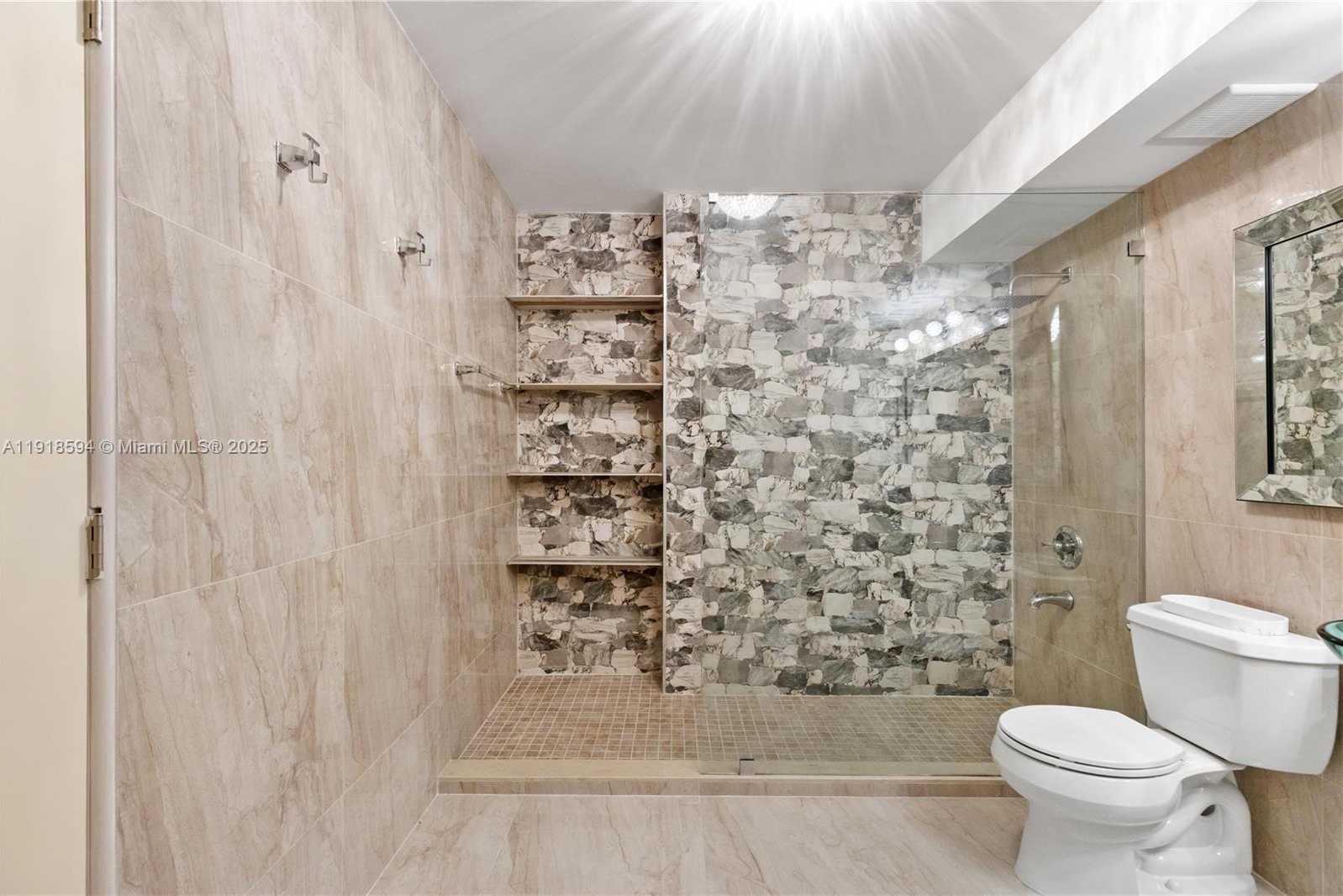 Small Image of 3180 SOUTH OCEAN DR #617, Hallandale Beach Number 21