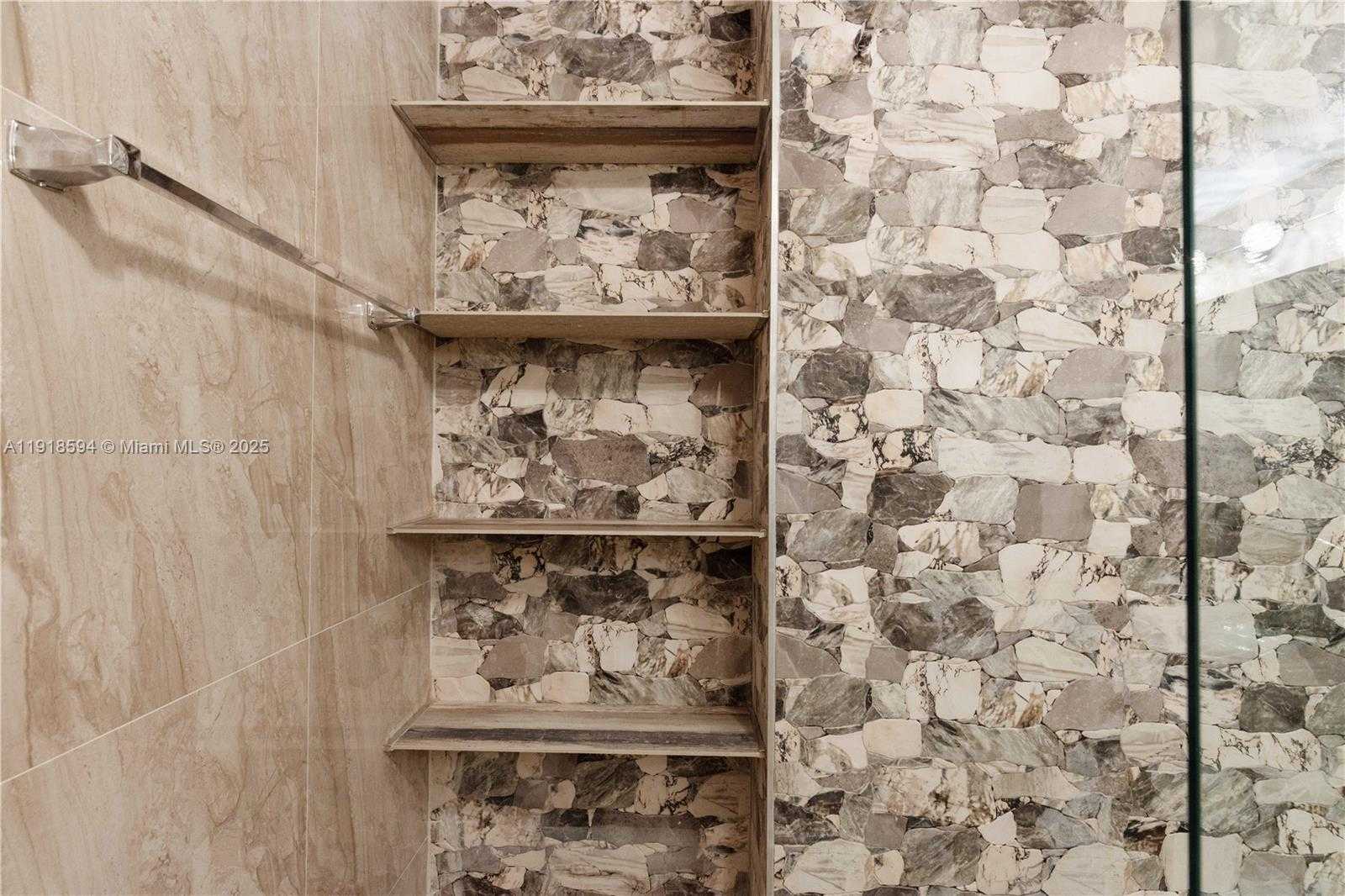 Small Image of 3180 SOUTH OCEAN DR #617, Hallandale Beach Number 23