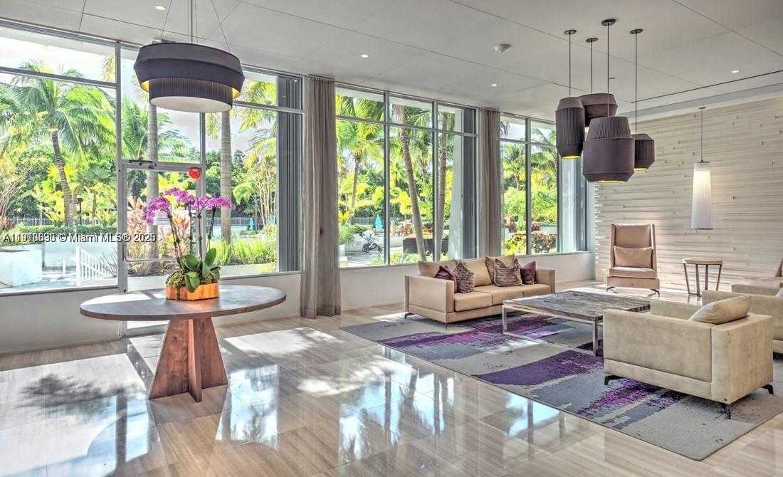 Small Image of 100 BAYVIEW DR #1510, Sunny Isles Beach Number 14