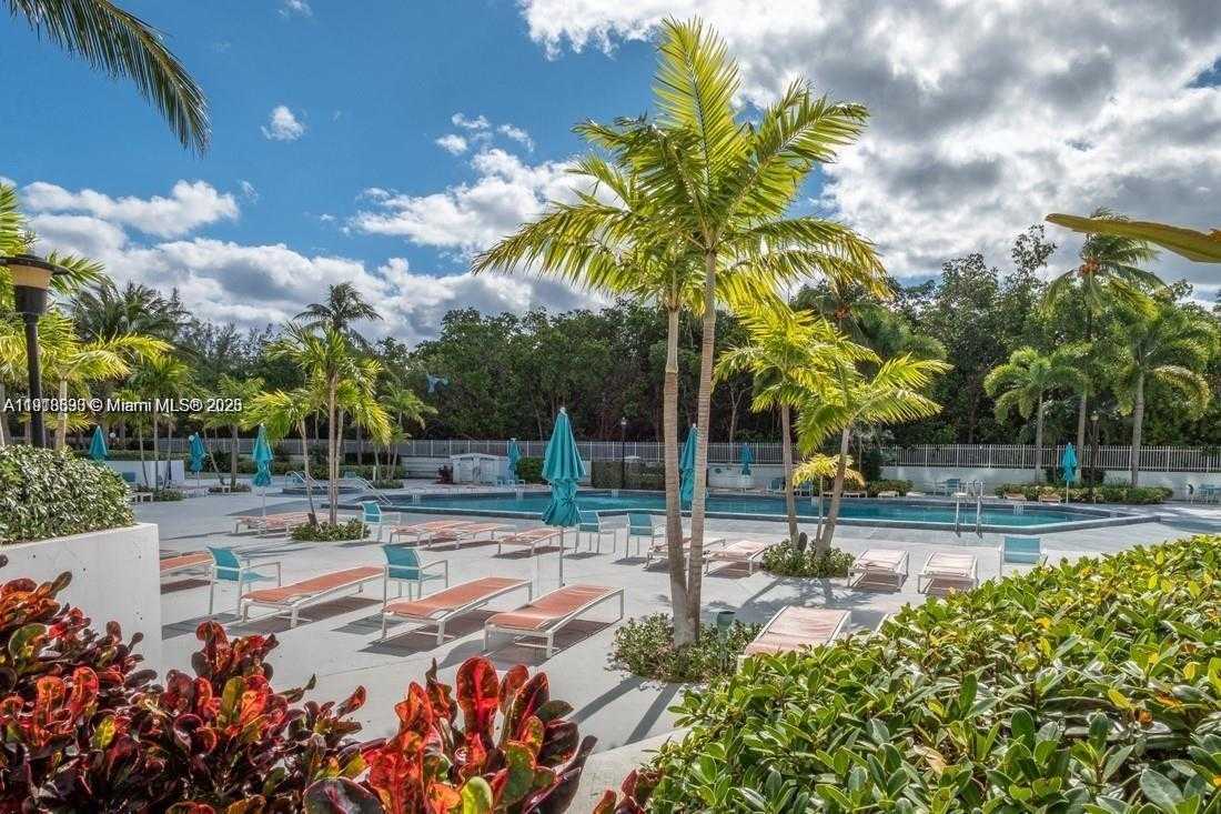 Small Image of 100 BAYVIEW DR #1510, Sunny Isles Beach Number 18