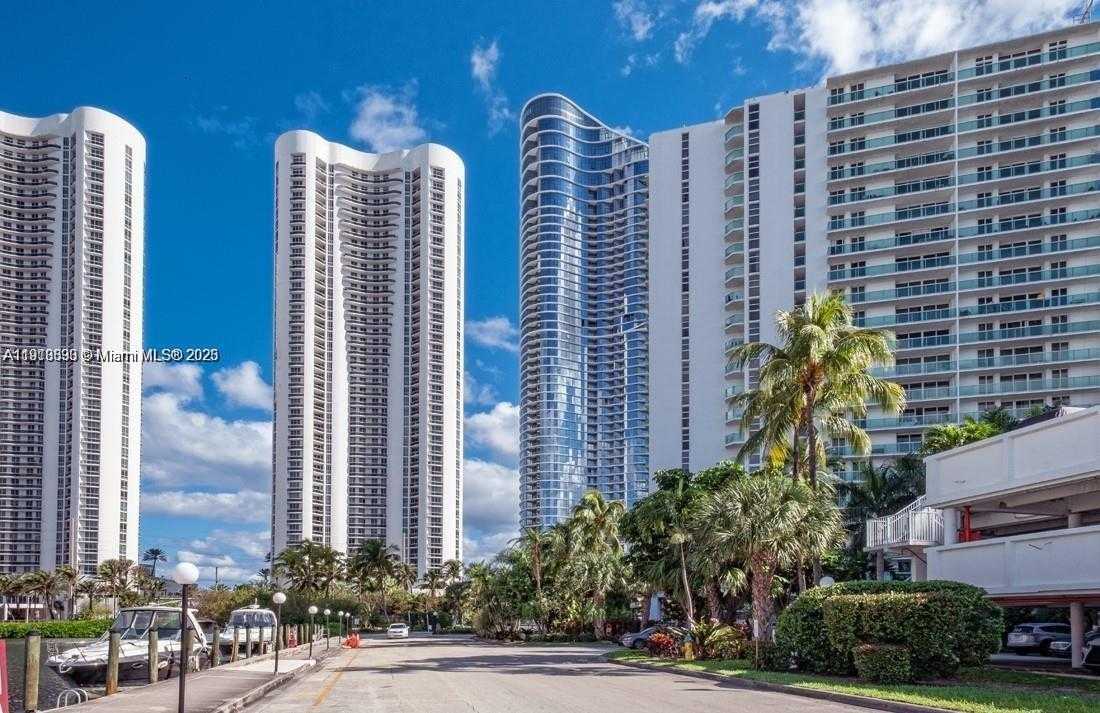 Small Image of 100 BAYVIEW DR #1510, Sunny Isles Beach Number 19