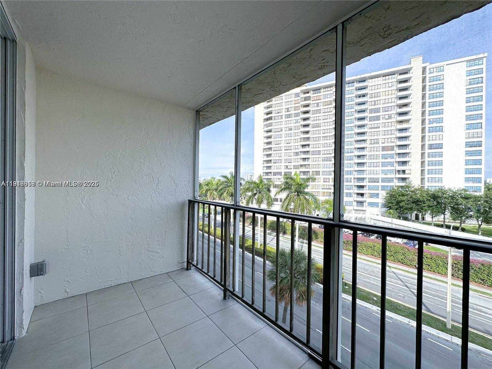 Small Image of 501 THREE ISLANDS BLVD #515, Hallandale Beach Number 12