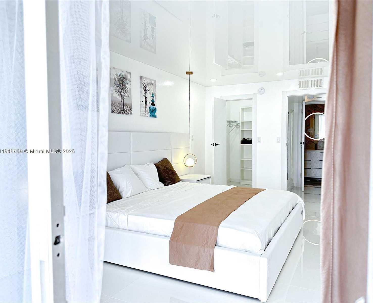 Small Image of 501 THREE ISLANDS BLVD #515, Hallandale Beach Number 14