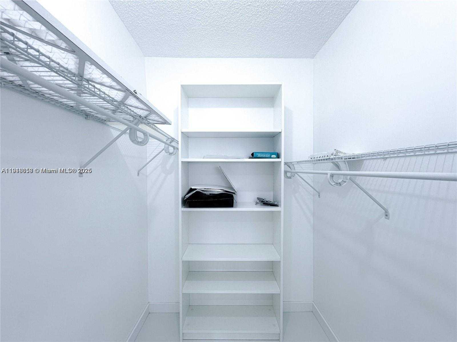 Small Image of 501 THREE ISLANDS BLVD #515, Hallandale Beach Number 20