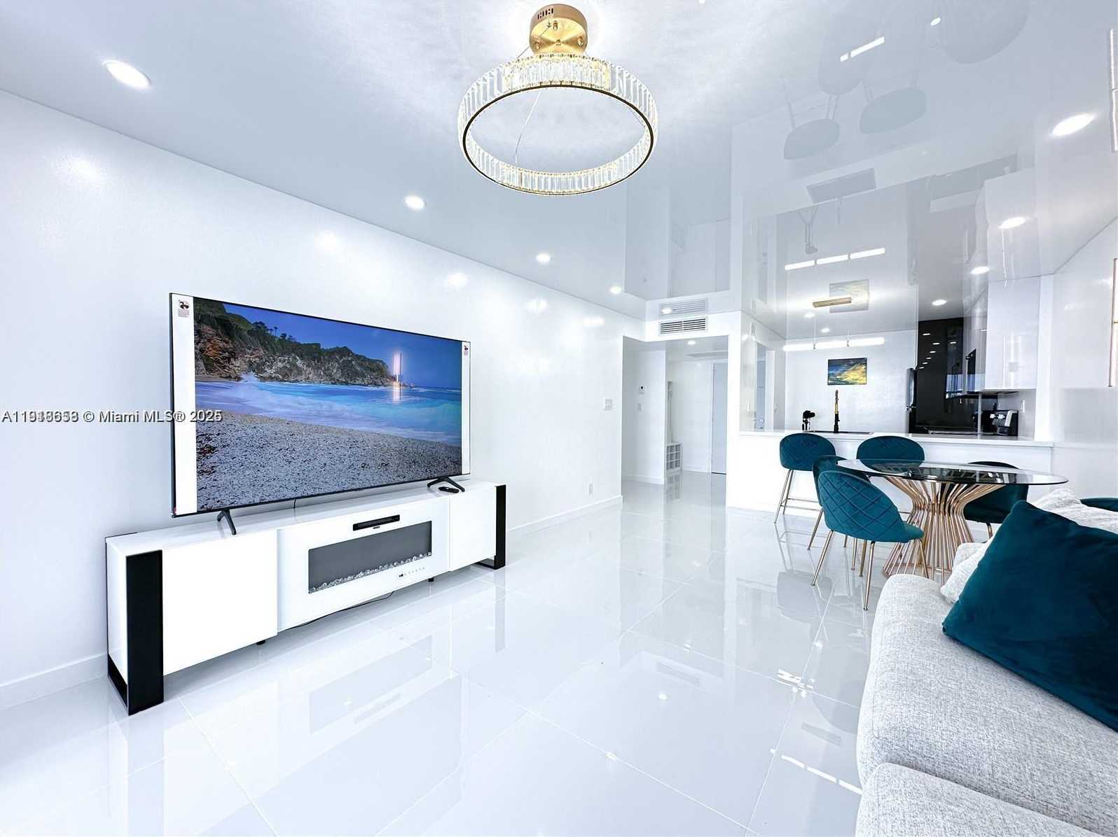 Small Image of 501 THREE ISLANDS BLVD #515, Hallandale Beach Number 3