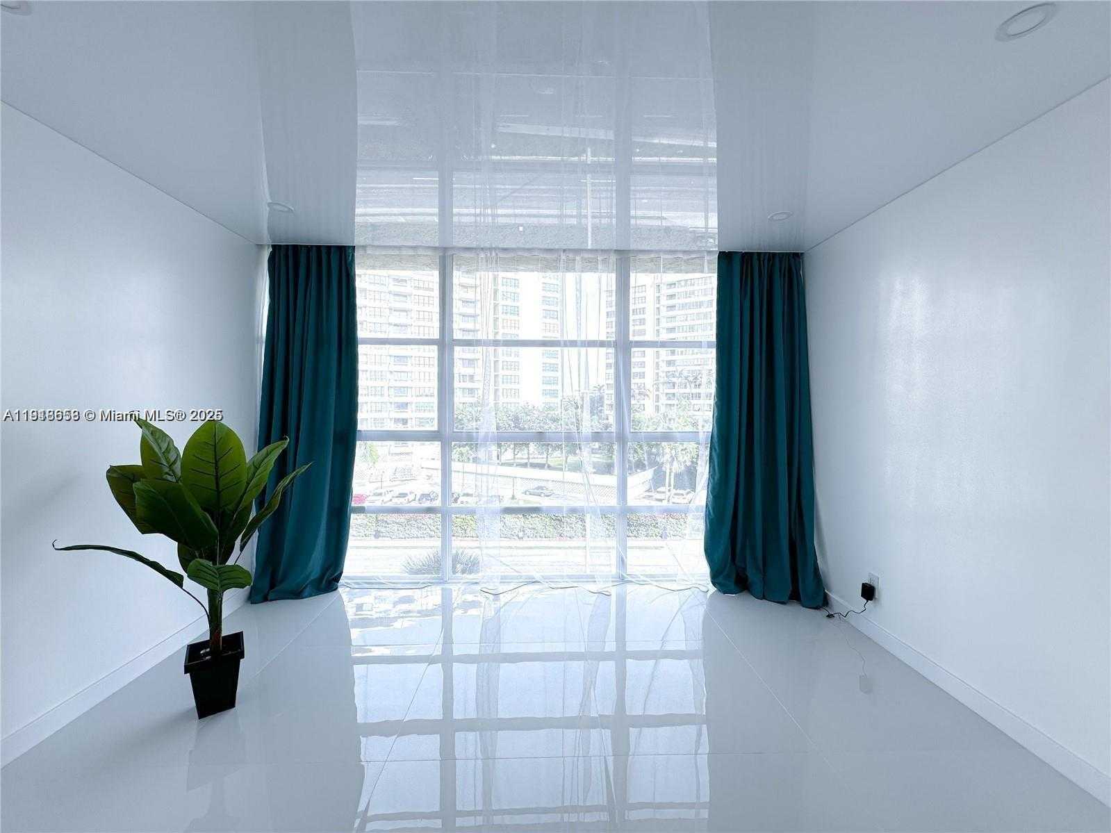 Small Image of 501 THREE ISLANDS BLVD #515, Hallandale Beach Number 5