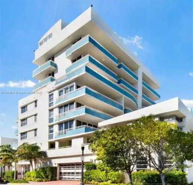 Small Image of 200 OCEAN DR #3C, Miami Beach Number 3